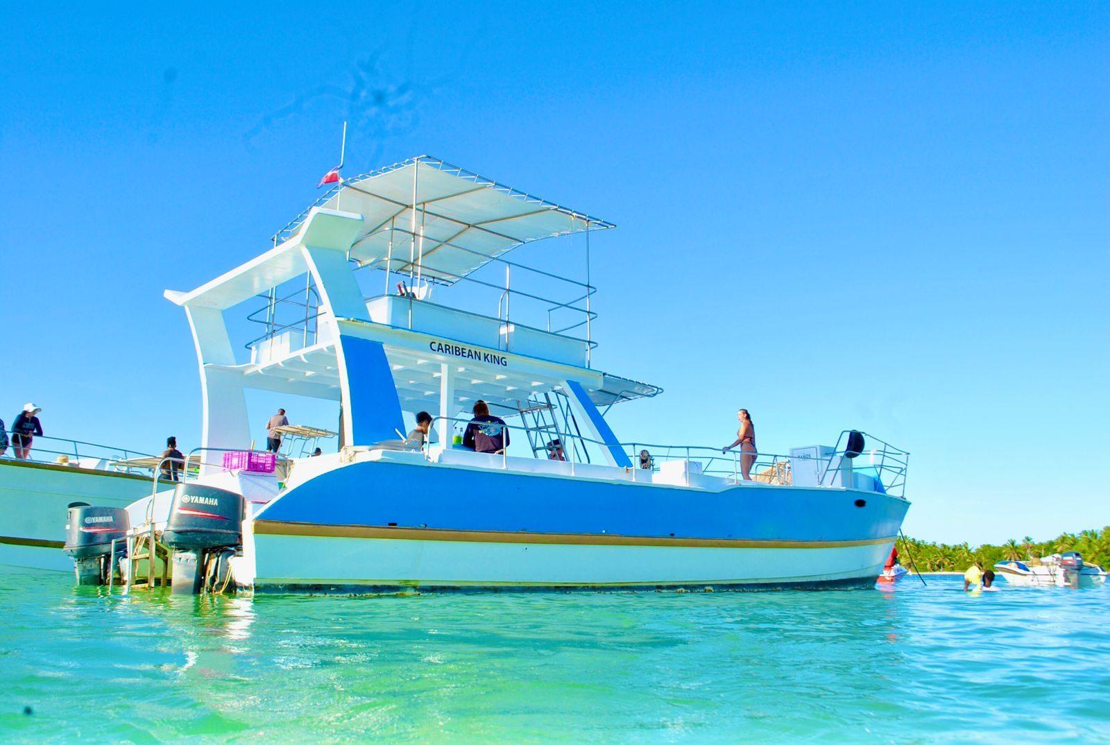 Catamaran Tour